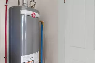 107 W 5th St, Lampasas, TX 76550 - Photo 28