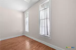 107 W 5th St, Lampasas, TX 76550 - Photo 24