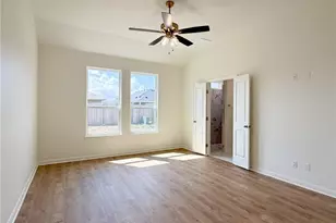 107 Raindance Ct, Victoria, TX 77904 - Photo 36