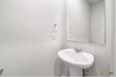 7536 Misty Ridge Road #13-14, Converse, TX 78109 - Photo 10