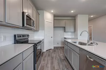 2113 Maestro Drive, Seguin, TX 78155 - Photo 10