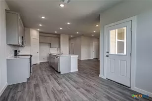 2113 Maestro Dr, Seguin, TX 78155 - Photo 12