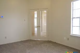 401 E Hogan Dr, Copperas Cove, TX 76522 - Photo 8