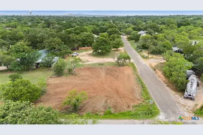 338 E Stonecastle Drive, Granite Shoals, TX 78654 - Photo 10