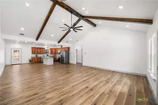 3811 Waterwood Pass Dr, Elmendorf, TX 78112 - Photo 4