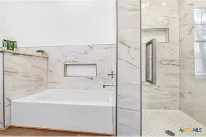 3811 Waterwood Pass Drive, Elmendorf, TX 78112 - Photo 20