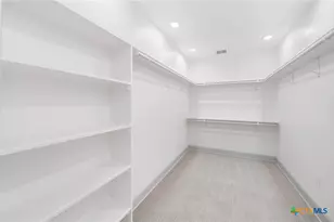 3811 Waterwood Pass Dr, Elmendorf, TX 78112 - Photo 18