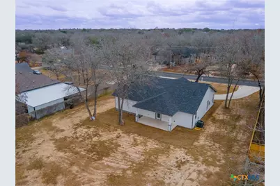3811 Waterwood Pass Drive, Elmendorf, TX 78112 - Photo 38