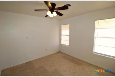 709 S 11th Street, Copperas Cove, TX 76522 - Photo 16