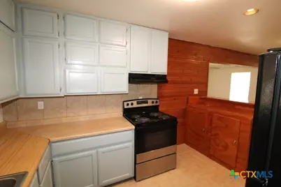 709 S 11th Street, Copperas Cove, TX 76522 - Photo 4