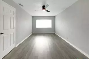 1810 Clarawood Dr, Killeen, TX 76549 - Photo 24