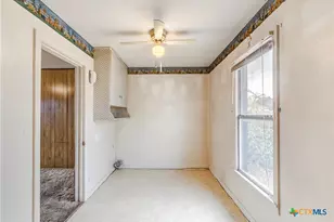 803 E Avenue G, Killeen, TX 76541 - Photo 14