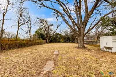 803 E Avenue G, Killeen, TX 76541 - Photo 24