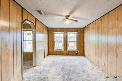 803 E Avenue G, Killeen, TX 76541 - Photo 10