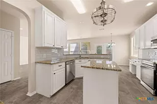 121 E Deerhorn Pass, Harker Heights, TX 76548 - Photo 12