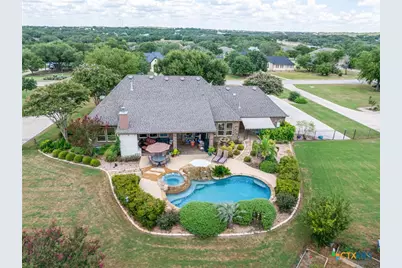 208 Lowman Lane, New Braunfels, TX 78132 - Photo 2