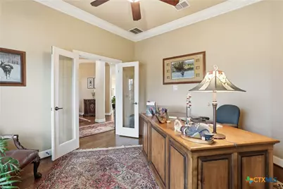 208 Lowman Lane, New Braunfels, TX 78132 - Photo 10