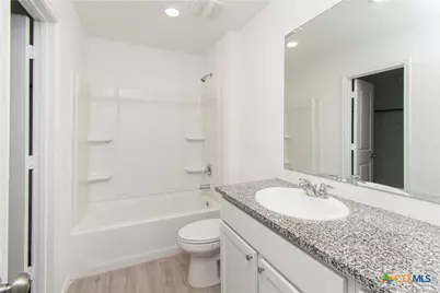 5812 San Geronimo, Seguin, TX 78155 - Photo 10