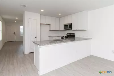 5812 San Geronimo, Seguin, TX 78155 - Photo 2