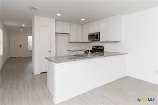 5812 San Geronimo, Seguin, TX 78155 - Photo 2