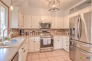 103 Cottonwood Loop, Belton, TX 76513 - Photo 16