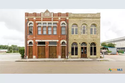 207 1/2 E Constitution Street #4, Victoria, TX 77901 - Photo 1