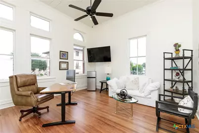 207 1/2 E Constitution Street #8, Victoria, TX 77901 - Photo 12