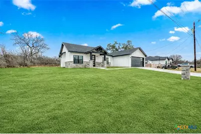 1501 Woodcrest Drive, Granite Shoals, TX 78654 - Photo 2