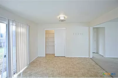 371 Copper Mountain, New Braunfels, TX 78130 - Photo 12