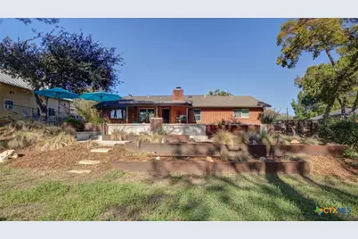 408 Acorn Drive, New Braunfels, TX 78130 - Photo 24