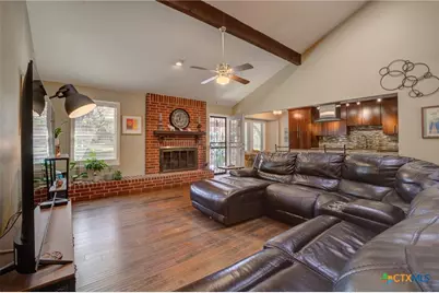 408 Acorn Drive, New Braunfels, TX 78130 - Photo 6