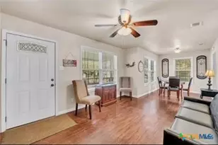 1017 S 6th St, Temple, TX 76504 - Photo 4