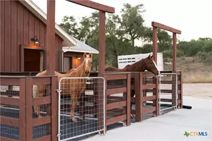 1043 Twin River, Canyon Lake, TX 78133 - Photo 44