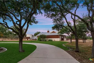 1043 Twin River, Canyon Lake, TX 78133 - Photo 6