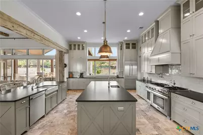 1043 Twin River, Canyon Lake, TX 78133 - Photo 20