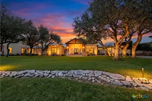 1043 Twin River, Canyon Lake, TX 78133 - Photo 2