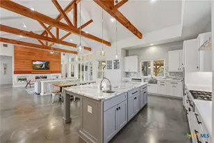 223 Oak Shores Dr, Canyon Lake, TX 78133 - Photo 8