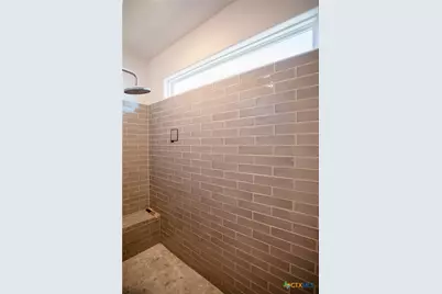 407 Brushy Creek, Victoria, TX 77904 - Photo 20