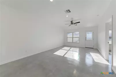 526 Lost Trail #B, Copperas Cove, TX 76522 - Photo 6