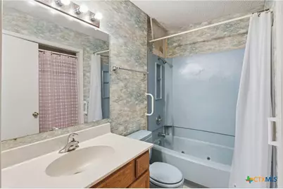 516 N King Street #301, Seguin, TX 78155 - Photo 18