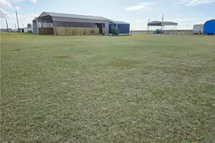 301 Tarpon Dr, Palacios, TX 77465 - Photo 16