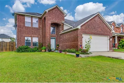 2122 Carlisle Castle Drive, New Braunfels, TX 78130 - Photo 2