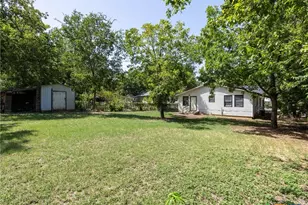 207 W 14th Ave, Belton, TX 76513 - Photo 26