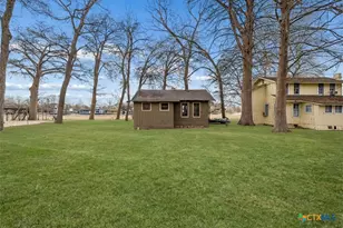 1317 Terminal Loop Rd, Mcqueeney, TX 78123 - Photo 16