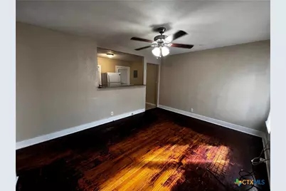 301 Cardinal Street #301, San Marcos, TX 78666 - Photo 2