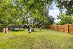 509 W Bois D Arc, Edna, TX 77957 - Photo 20