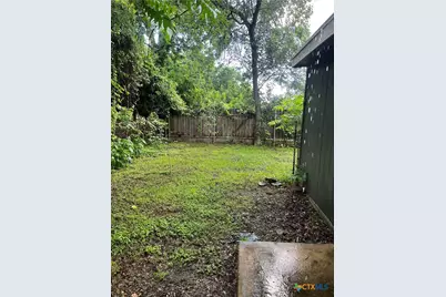 1013 Hackberry Street #B, San Marcos, TX 78666 - Photo 10