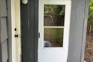 1013 Hackberry St, San Marcos, TX 78666 - Photo 10