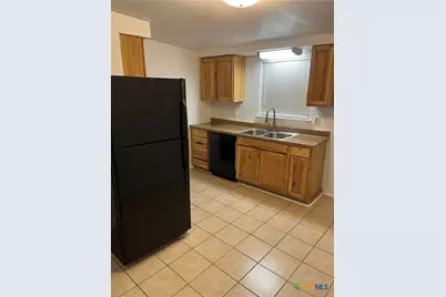 1013 Hackberry Street #B, San Marcos, TX 78666 - Photo 4