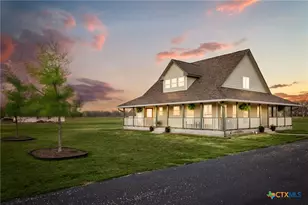 227 Ski Plex Dr, Seguin, TX 78155 - Photo 48